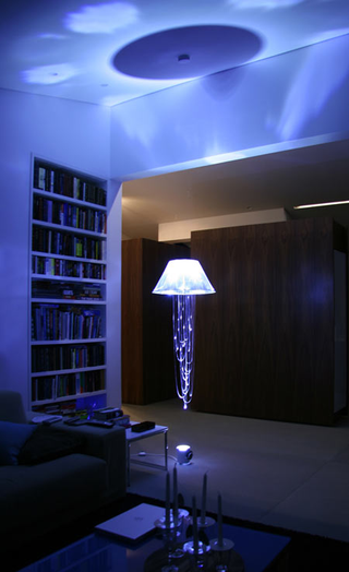 Illustration for article titled Illuminant Lamp is Like a Creepy Hovering Jellyfish